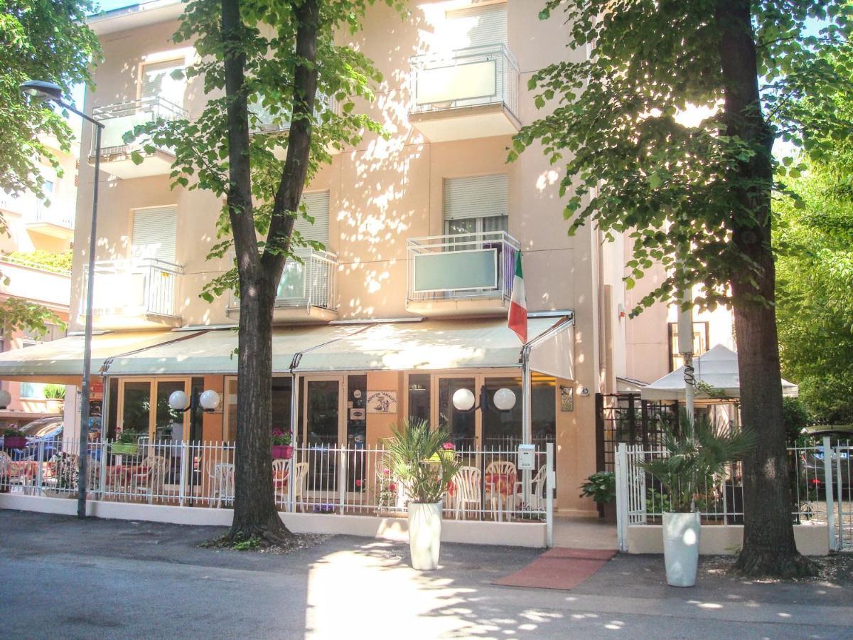 Hotel Amalfi Rimini Zewnętrze zdjęcie