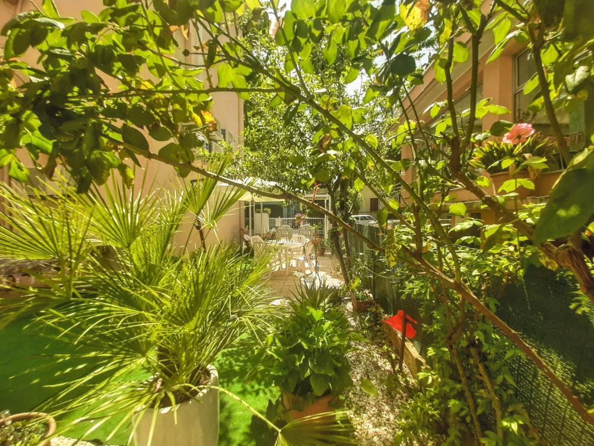 Hotel Amalfi Rimini Zewnętrze zdjęcie