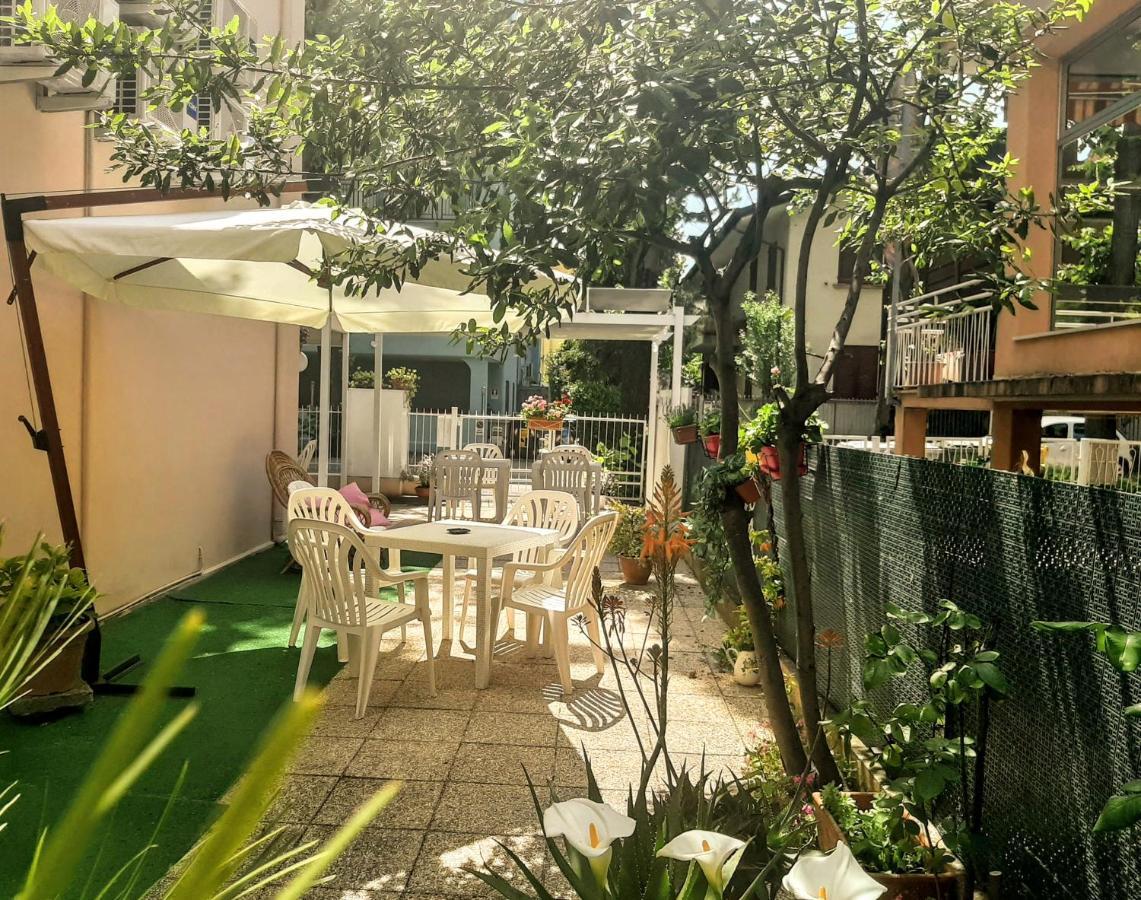 Hotel Amalfi Rimini Zewnętrze zdjęcie
